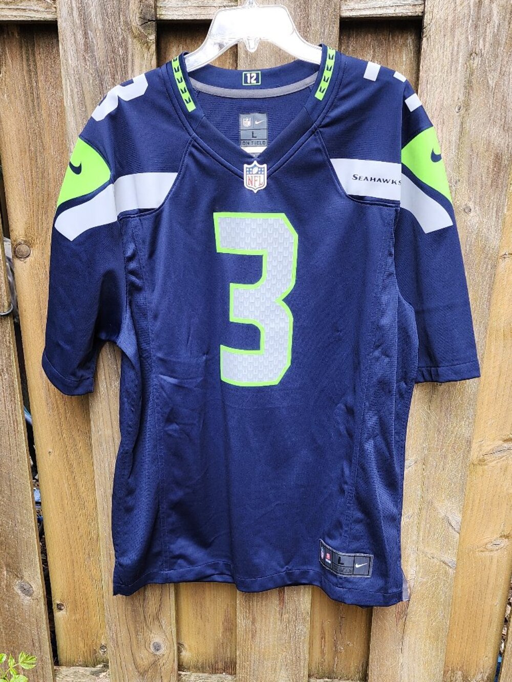 EUC Seahawks Authentic Men's L Nike Jersey Wilson #3 Seattle - Picture 1 of 16